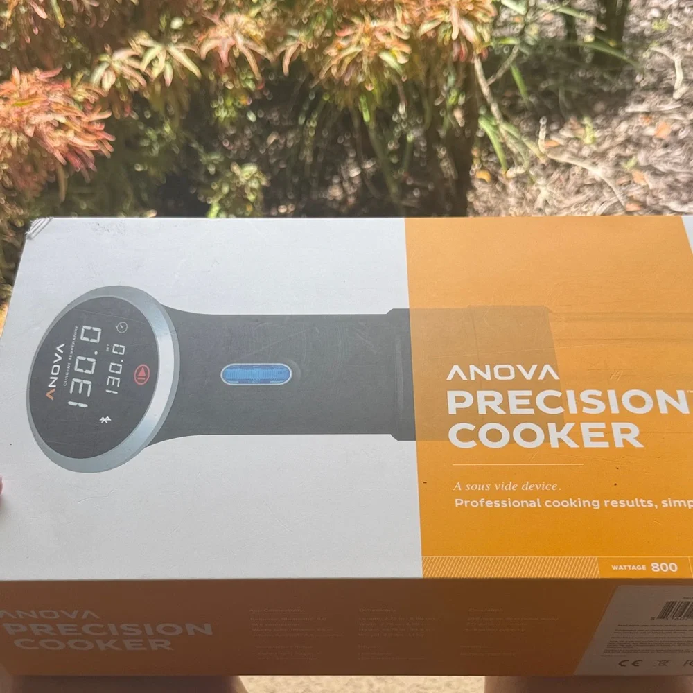 BRAND NEW ANOVA PRECISION COOKER